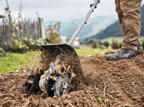 Stihl KM 131 R in Stratford, Wisconsin - Photo 5