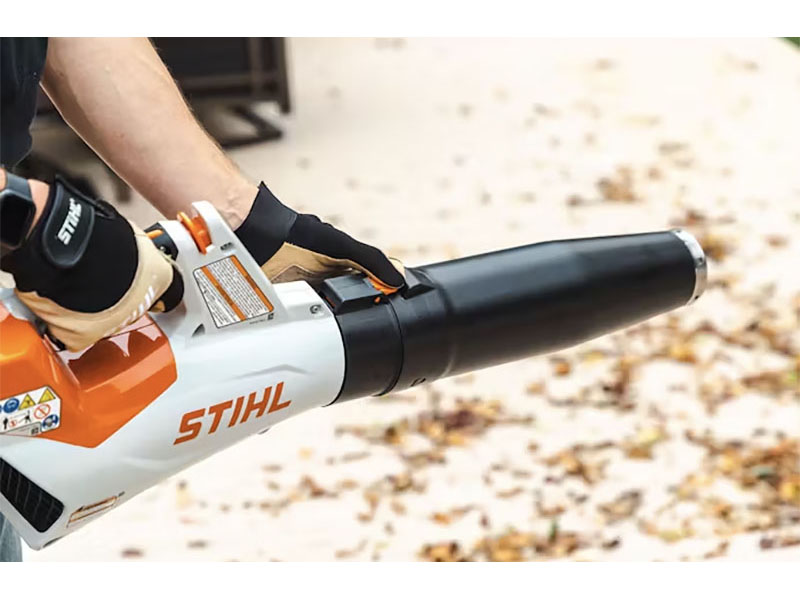 Stihl BGA 60 w/o Battery & Charger in Calmar, Iowa - Photo 4