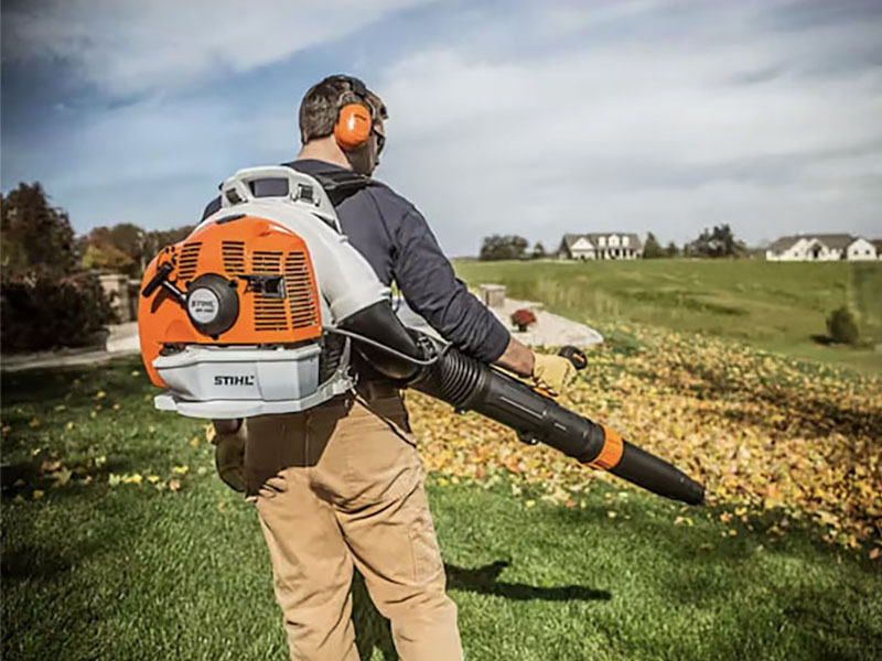 Stihl BR 450 in Calmar, Iowa - Photo 4
