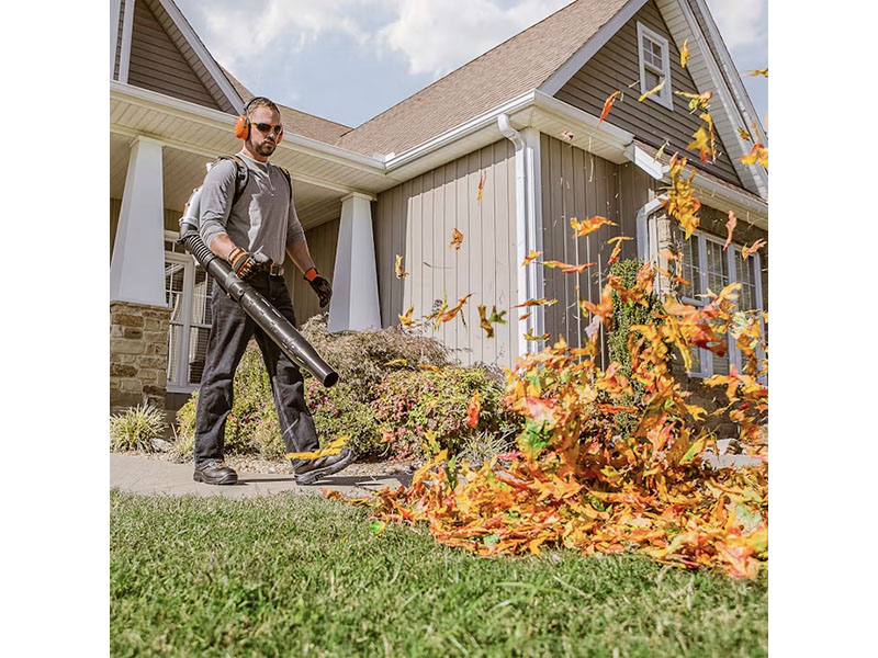 Stihl BR 600 in Calmar, Iowa - Photo 8