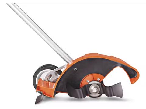 Stihl FBD-KM Bed Redefiner in Calmar, Iowa