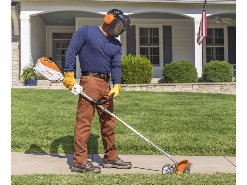 Stihl FCA 80 w/ AL101 & AK30 in Calmar, Iowa - Photo 6