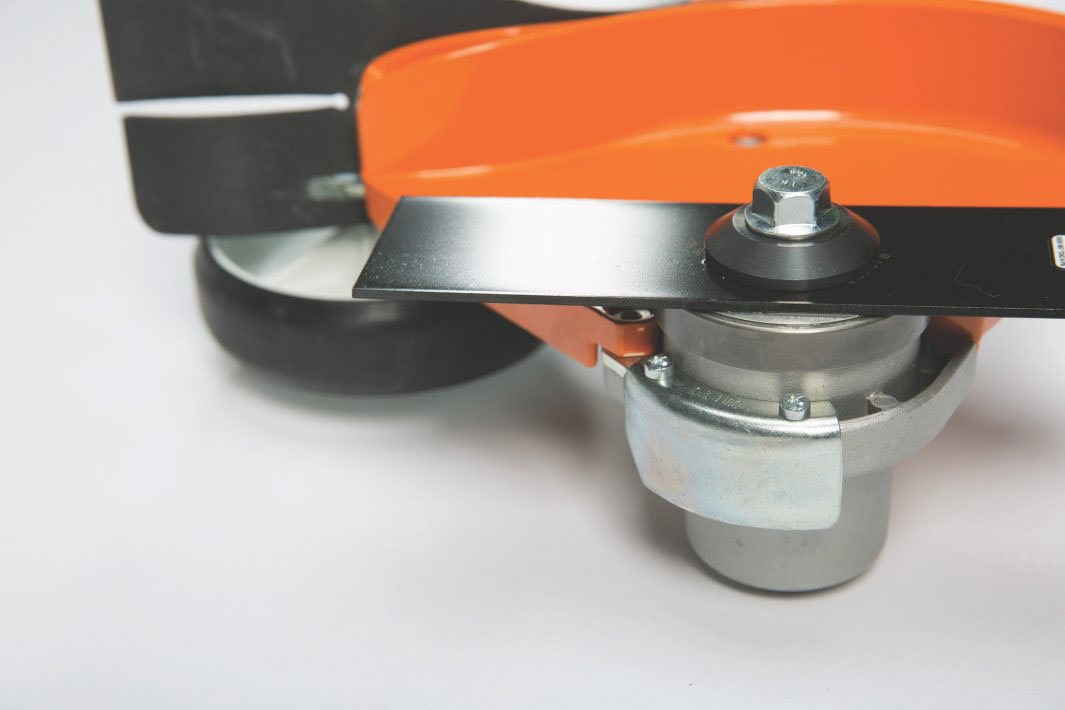 Stihl FC 56 C-E in Stratford, Wisconsin - Photo 4