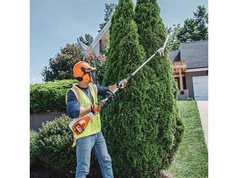 Stihl HLA 135 (145°) w/ AP 300 S Battery & AL 301 Charger in Calmar, Iowa - Photo 2