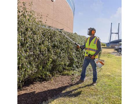 Stihl HLA 135 (145°) w/ AP 300 S Battery & AL 301 Charger in Calmar, Iowa - Photo 7
