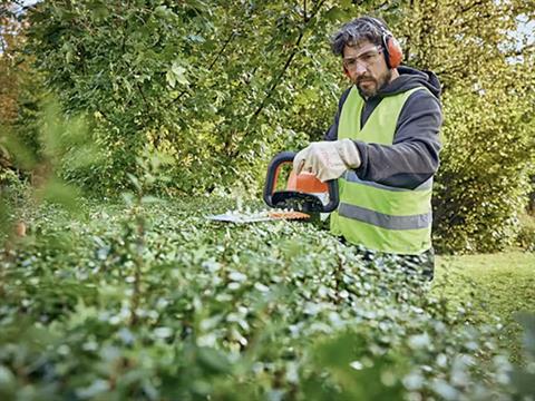 Stihl HSA 100 w/ AP 200 Battery & AL 301 Charger in Calmar, Iowa - Photo 4