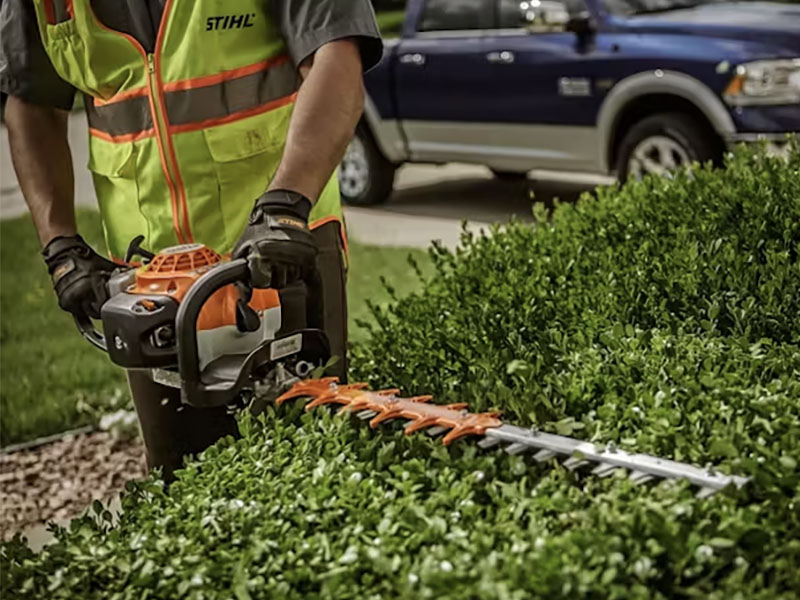 Stihl HS 82 R 24 in. in Calmar, Iowa - Photo 2