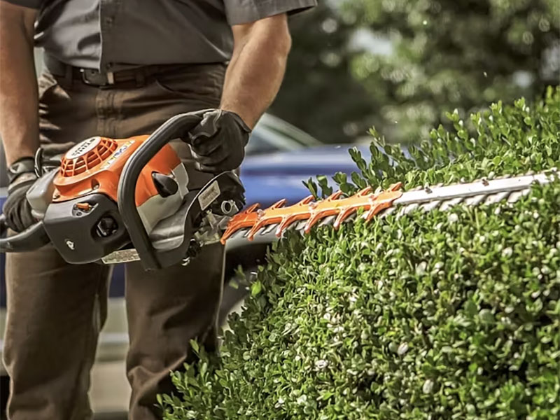 Stihl HS 82 R 24 in. in Calmar, Iowa - Photo 5
