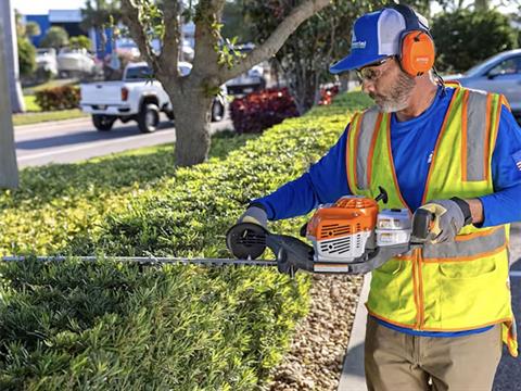 Stihl HS 87 T 30 in. in Calmar, Iowa - Photo 4