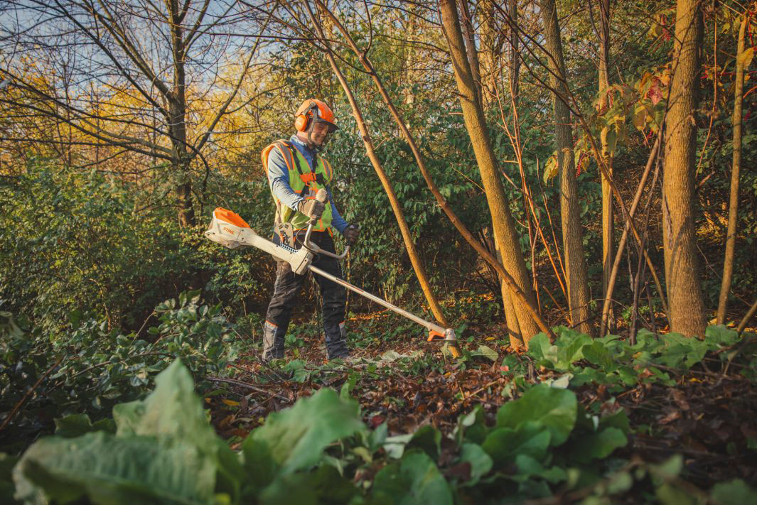 Stihl FSA 400 K (Unit Only) in Stratford, Wisconsin - Photo 2