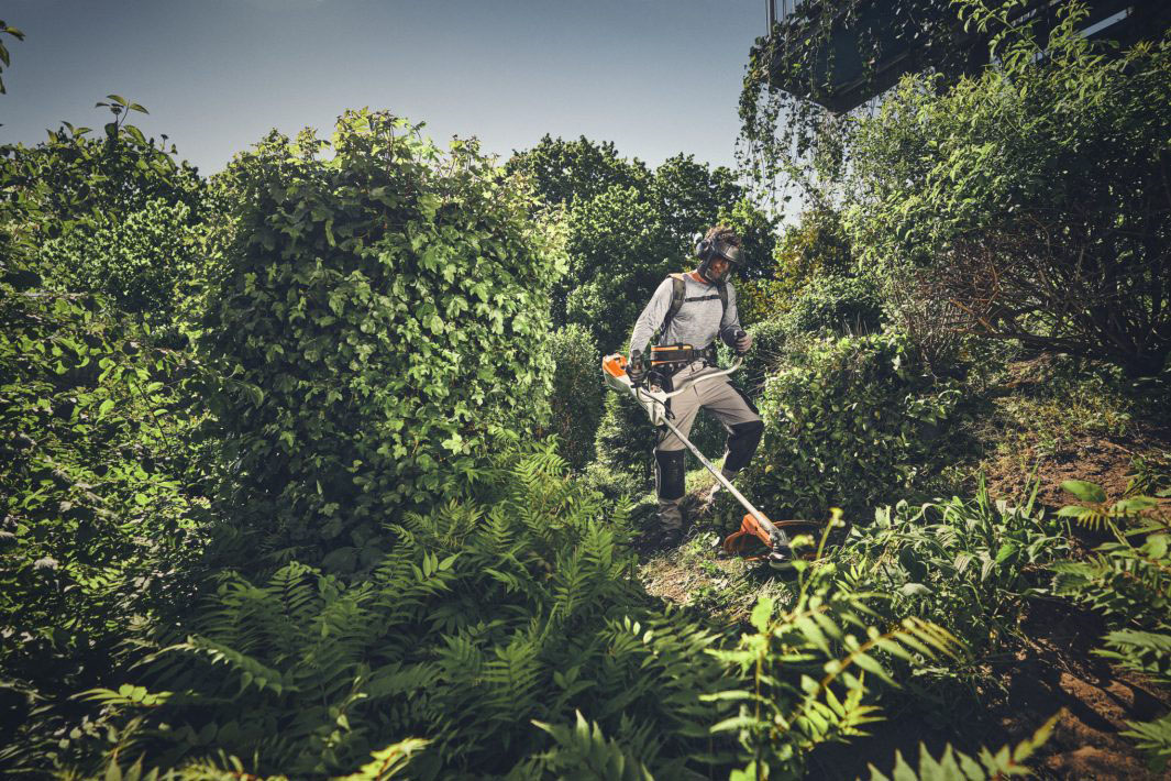 Stihl FSA 400 (Unit Only) in Stratford, Wisconsin - Photo 4