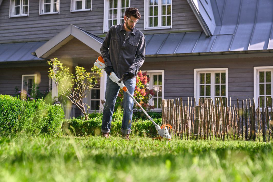 Stihl FSA 50 Set w/Battery & Charger in Stratford, Wisconsin - Photo 4