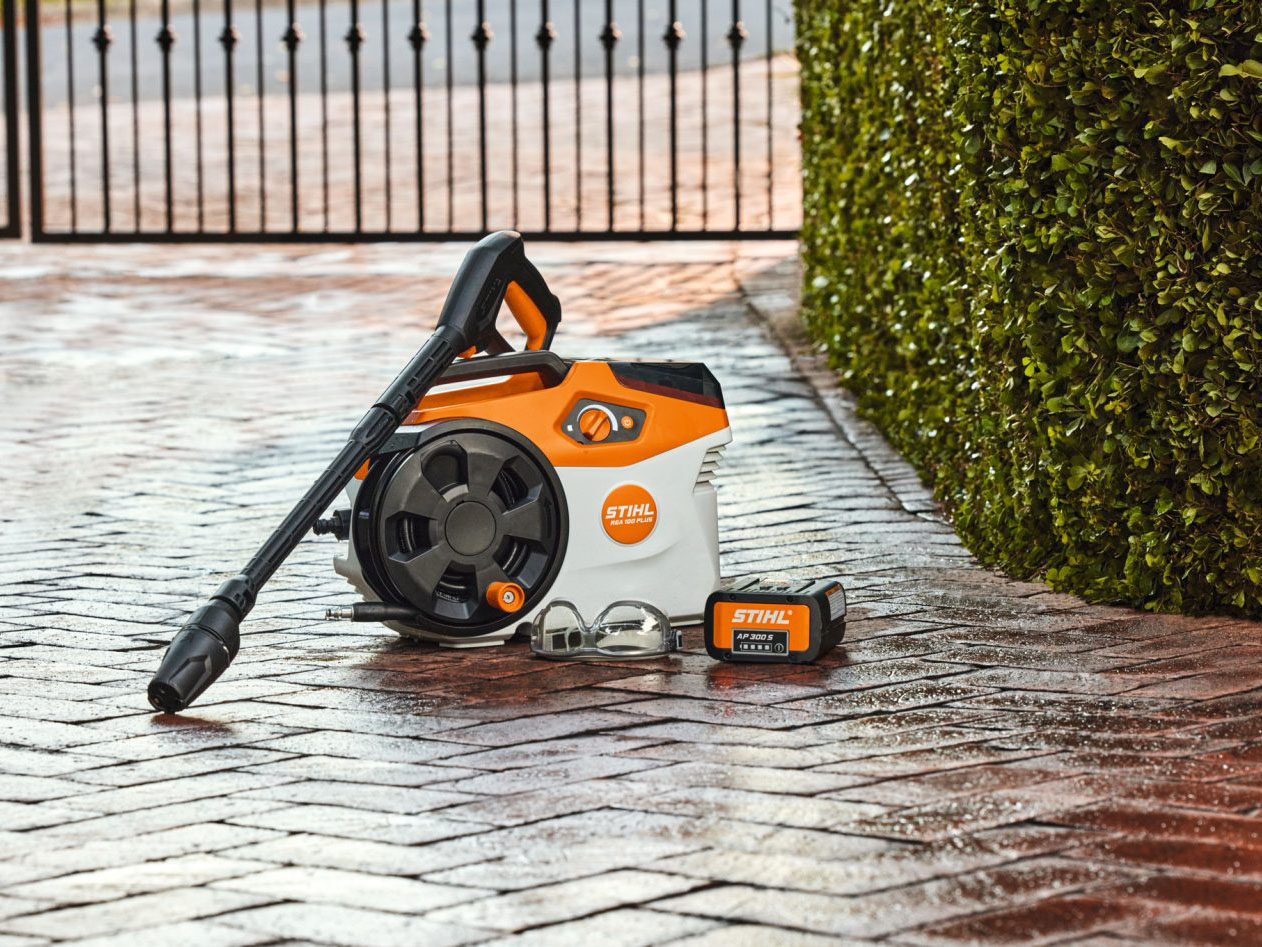 Stihl REA 100 Set w/ AP 300 S in Stratford, Wisconsin - Photo 8