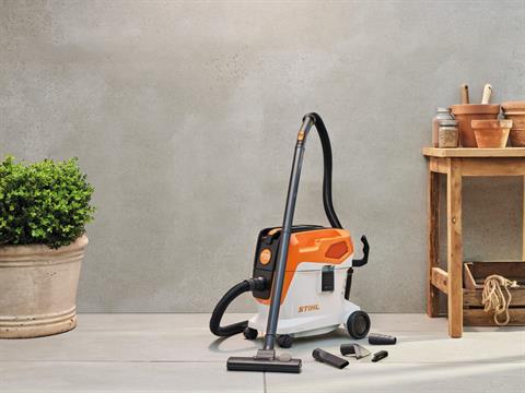 Stihl SEA 60 Battery Powered Wet / Dry Vacuum in Stratford, Wisconsin - Photo 3