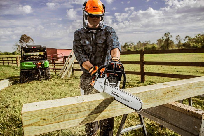 Stihl MS 250 in Calmar, Iowa - Photo 3