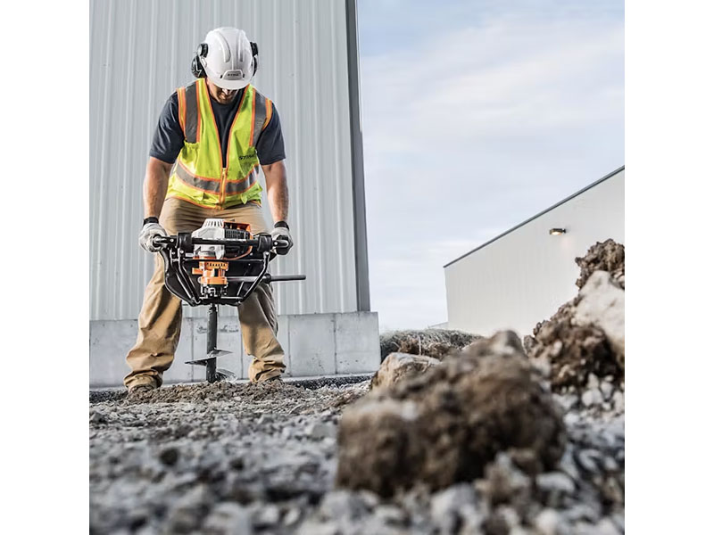 2025 Stihl BT 131 Earth Auger in Calmar, Iowa - Photo 4
