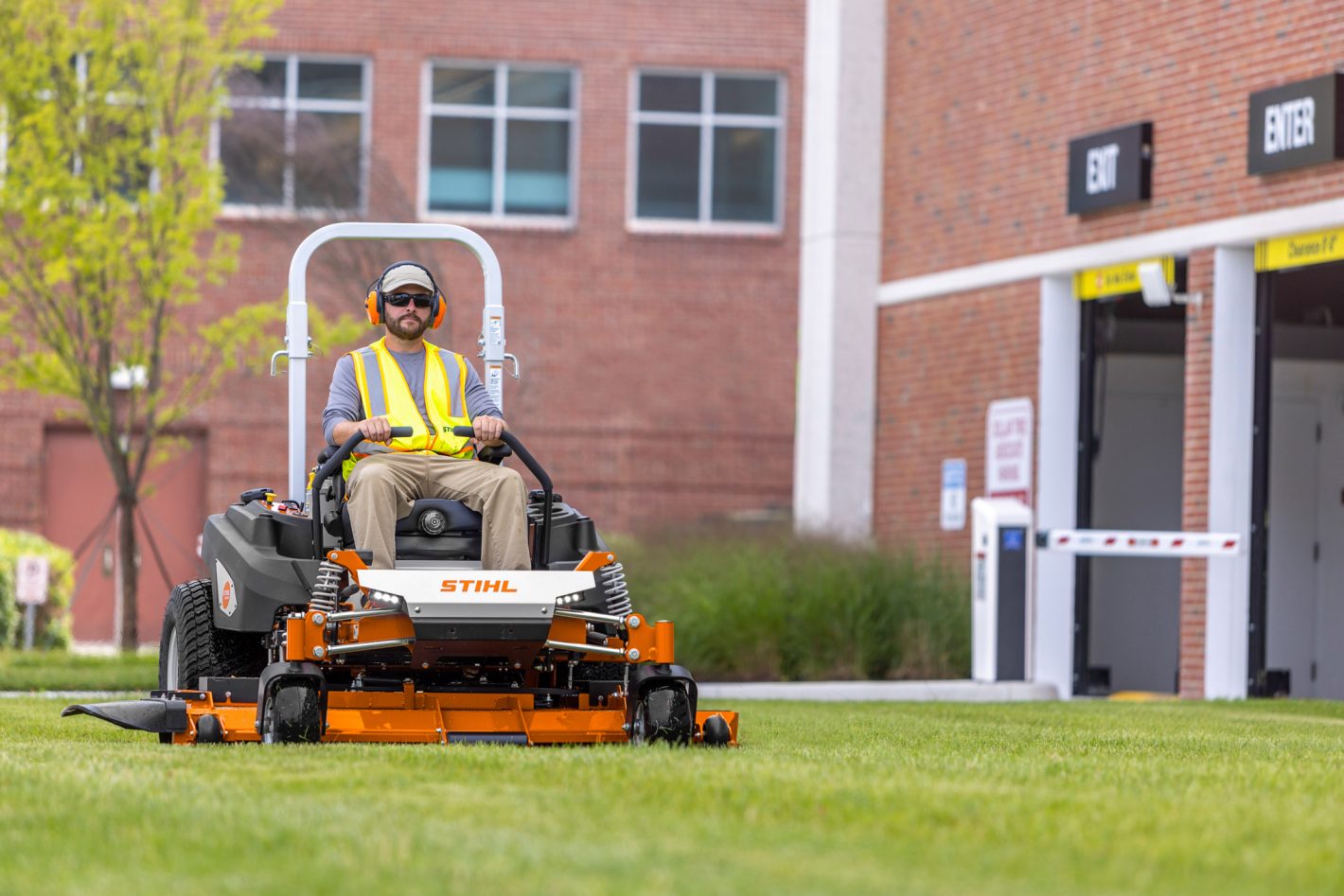 2026 Stihl RZ 972i 72 in. Vanguard EFI 40.5 hp in Calmar, Iowa - Photo 5