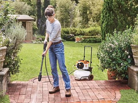 2025 Stihl REA 60 PLUS w/ AK 30 & AL 101 in Calmar, Iowa - Photo 3