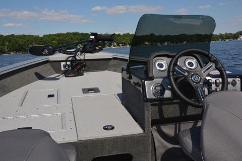 2025 Smoker Craft Pro Angler XL 161 in Saint Cloud, Minnesota - Photo 11