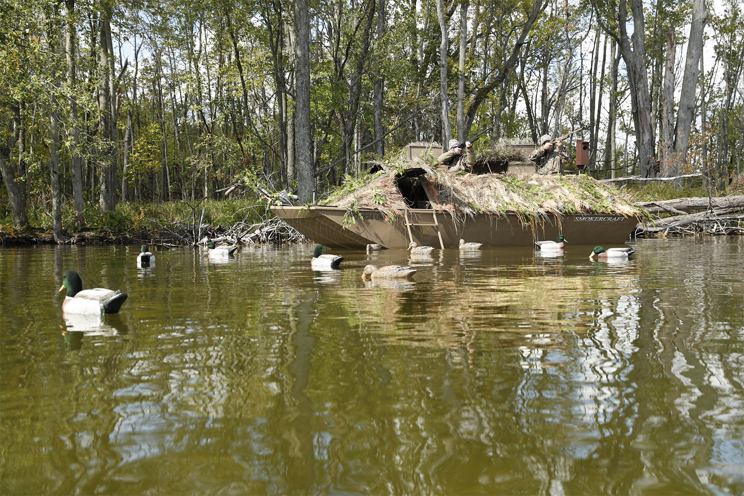 2025 Smoker Craft Sportsman 1866 Pro in Saint Cloud, Minnesota - Photo 16