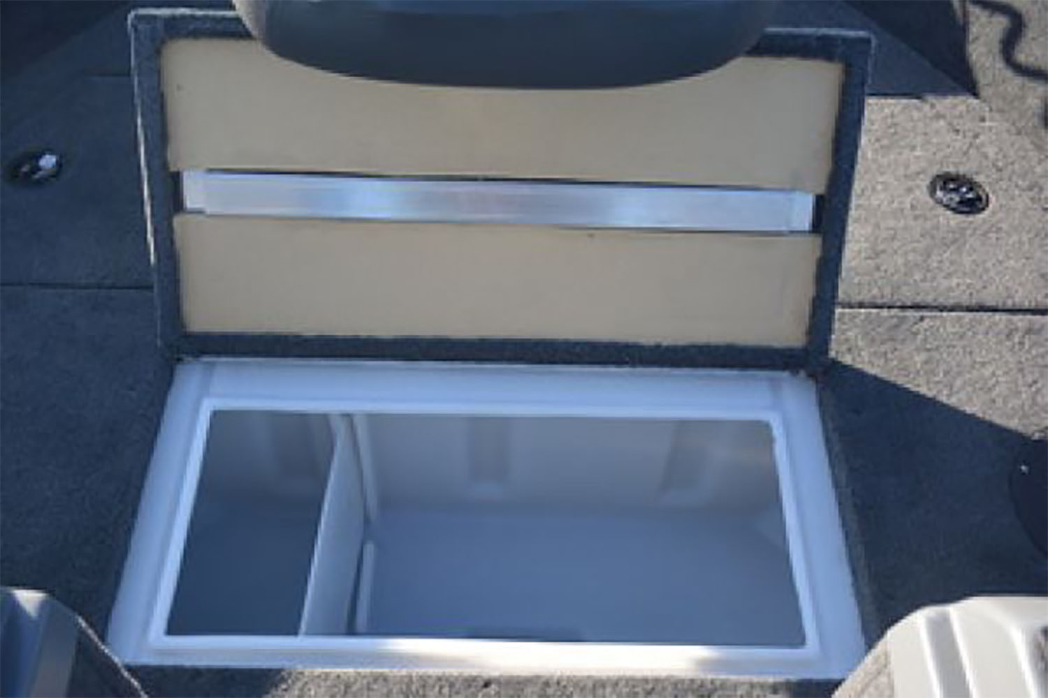 2025 Smoker Craft Pro Angler 172 in Saint Cloud, Minnesota - Photo 7