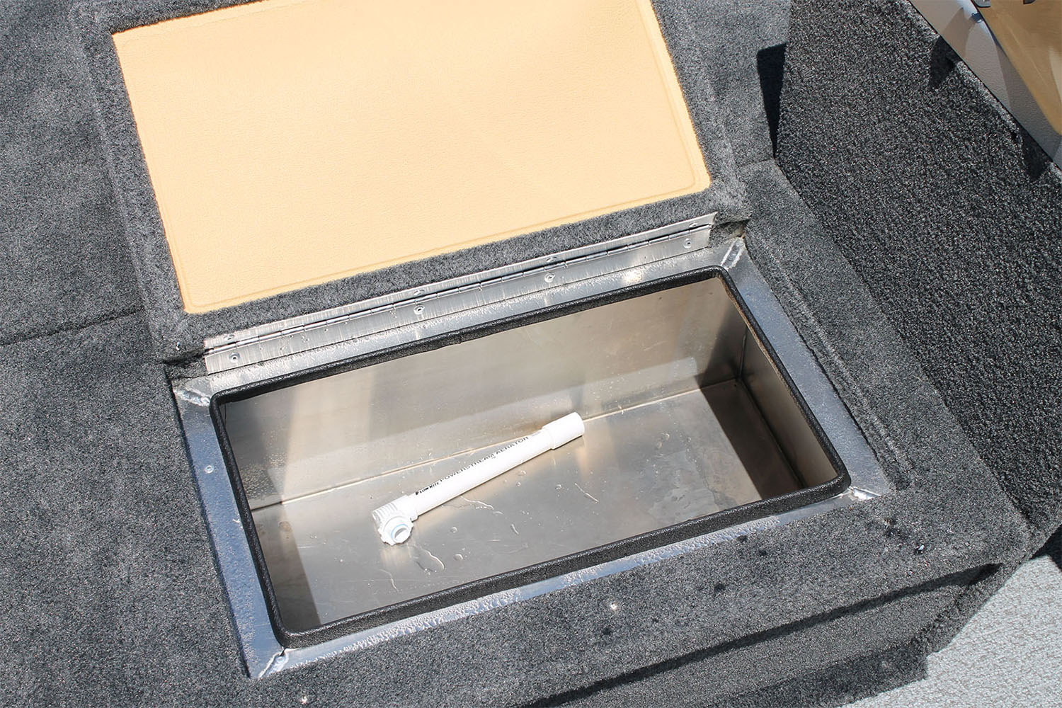 2025 Smoker Craft Resorter 151 in Saint Cloud, Minnesota - Photo 5