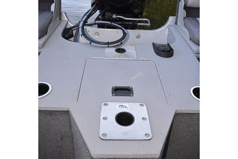 2025 Smoker Craft Ultima 172 in Saint Cloud, Minnesota - Photo 8