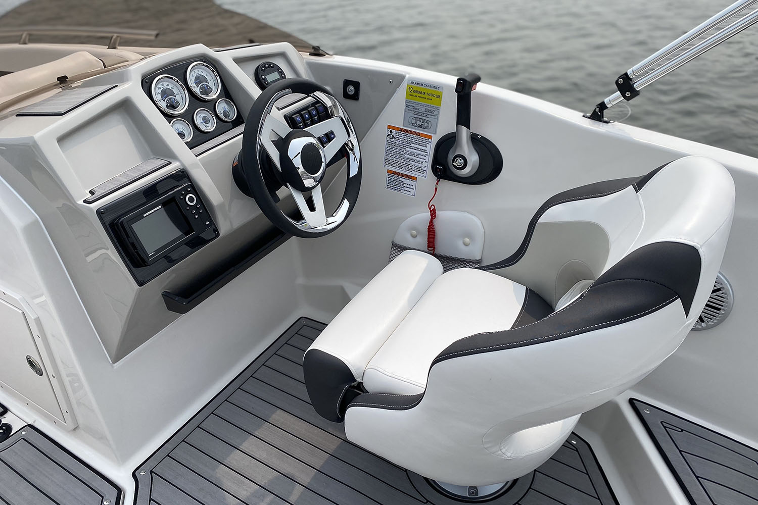 2024 Starcraft SVX 230 OB in Paducah, Kentucky - Photo 11