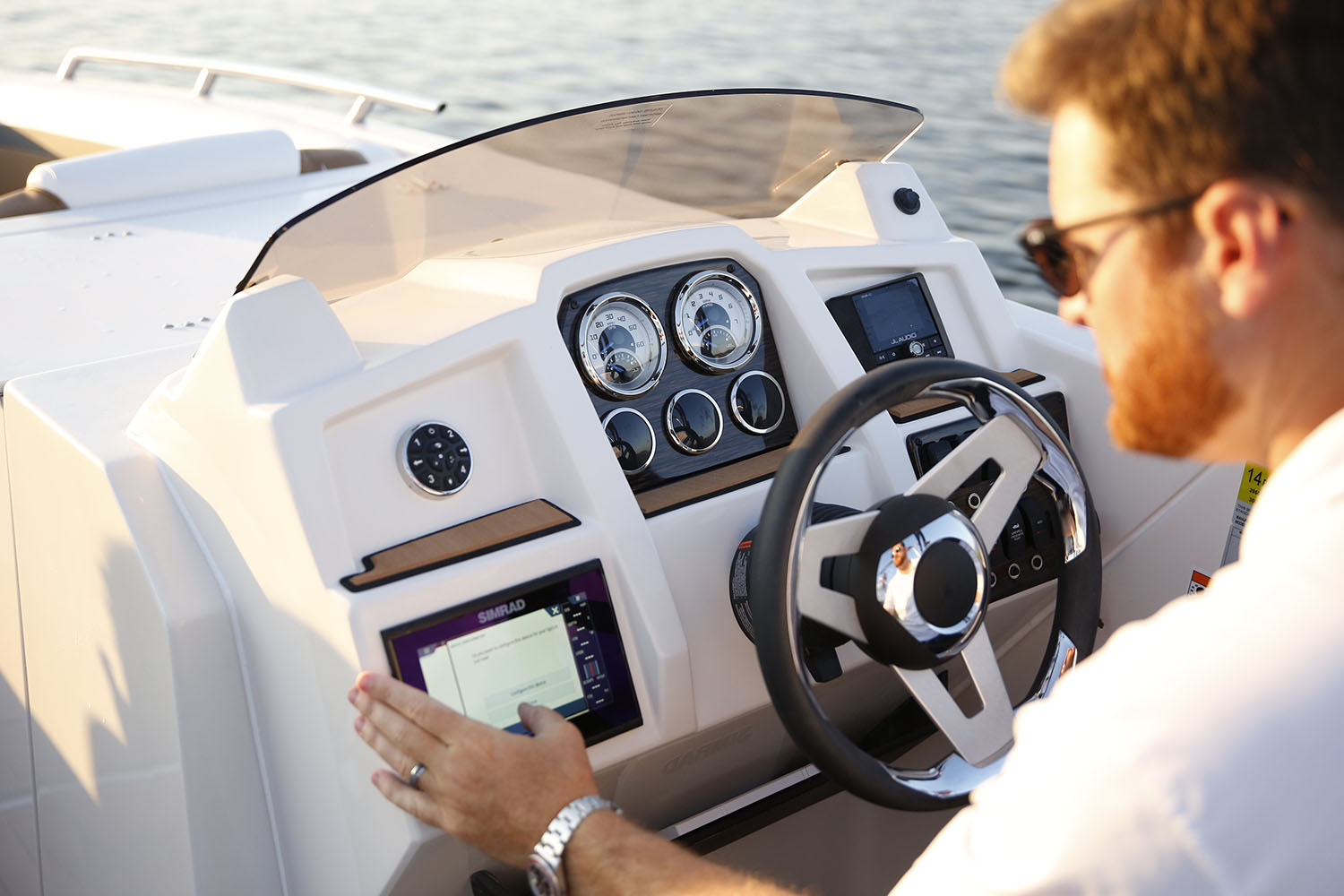 2024 Starcraft SVX 231 DH OB in Paducah, Kentucky - Photo 8