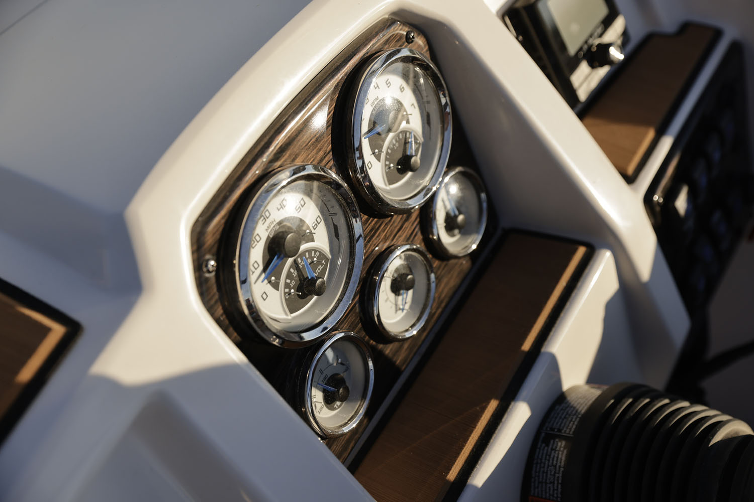 2025 Starcraft SVX IO 230 in Saint Cloud, Minnesota - Photo 9