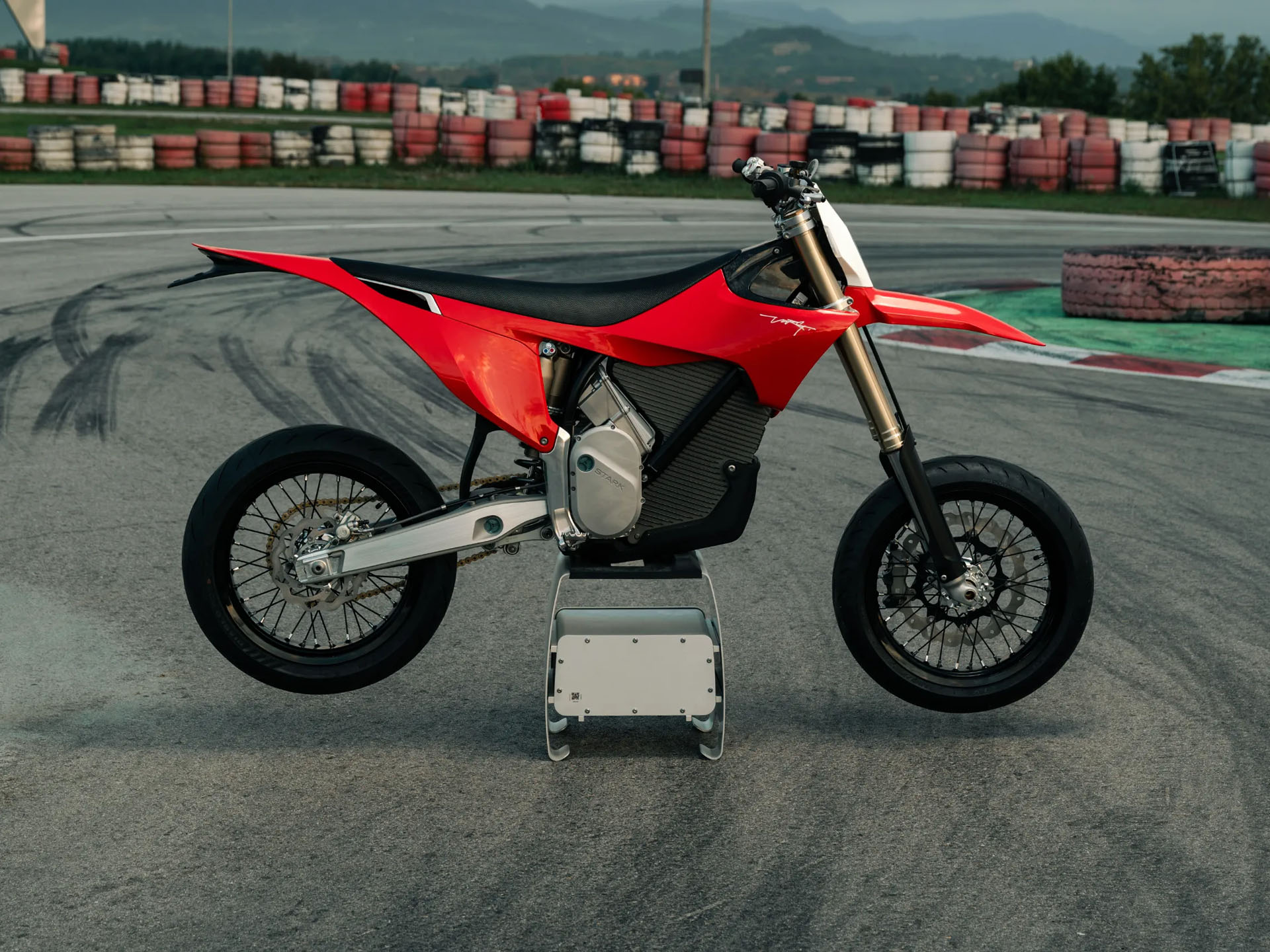 2026 Stark VARG SM 60 hp in Mesa, Arizona - Photo 2