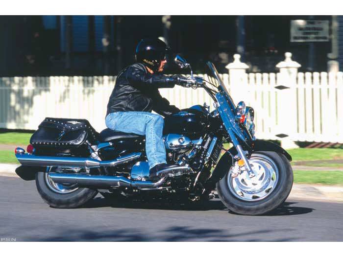 2005 Suzuki Boulevard C90 Black in West Bridgewater, Massachusetts - Photo 4