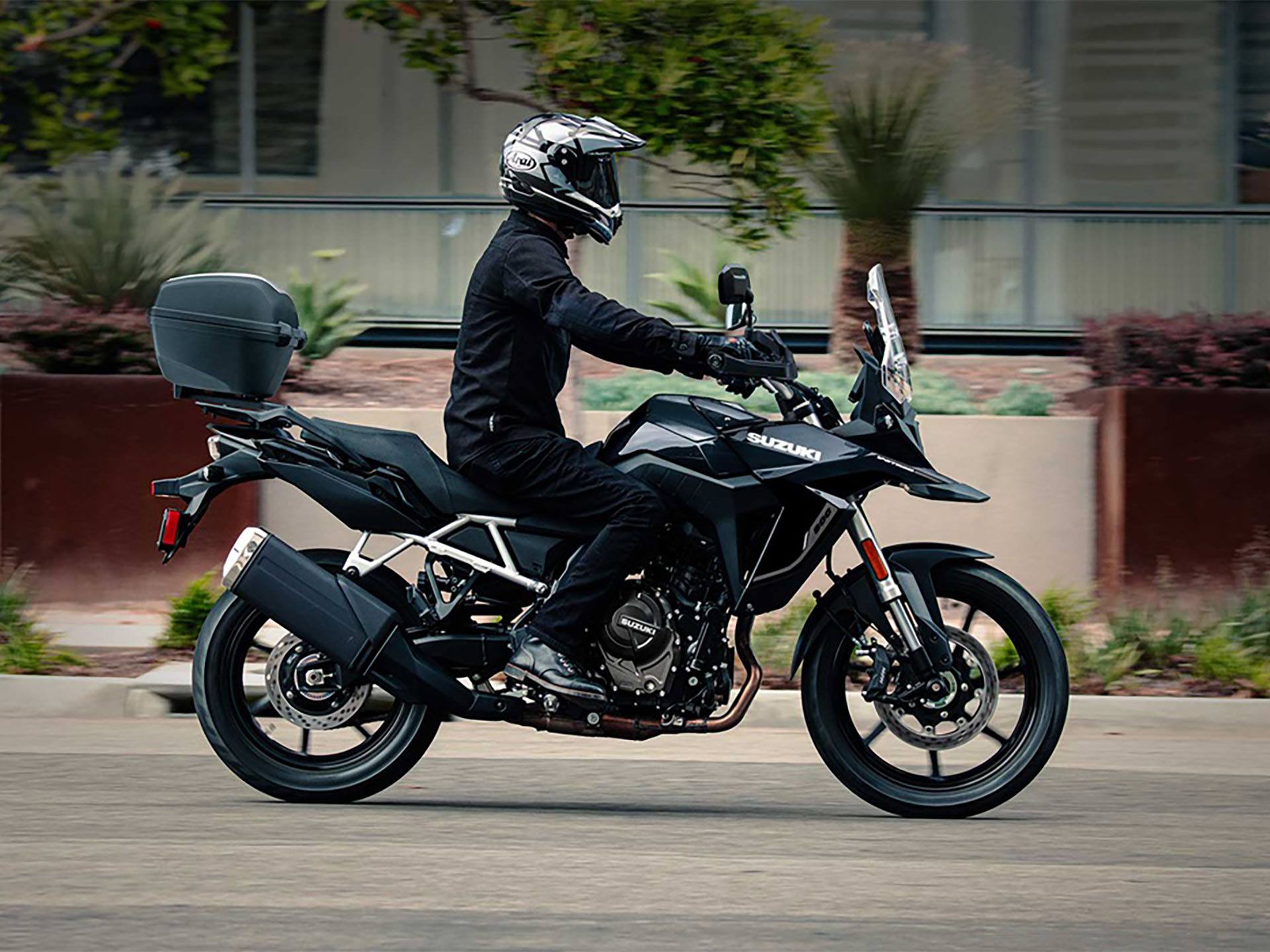 2024 Suzuki V-Strom 800 Touring in Eugene, Oregon - Photo 10