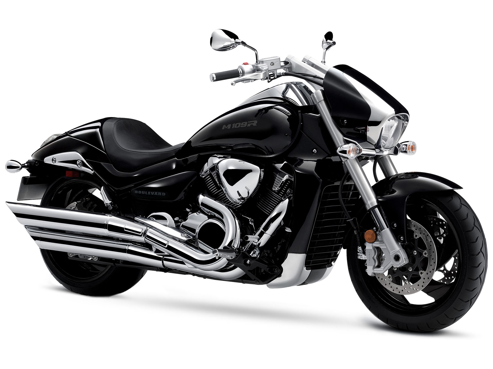 2025 Suzuki Boulevard M109R in Marietta, Ohio - Photo 2