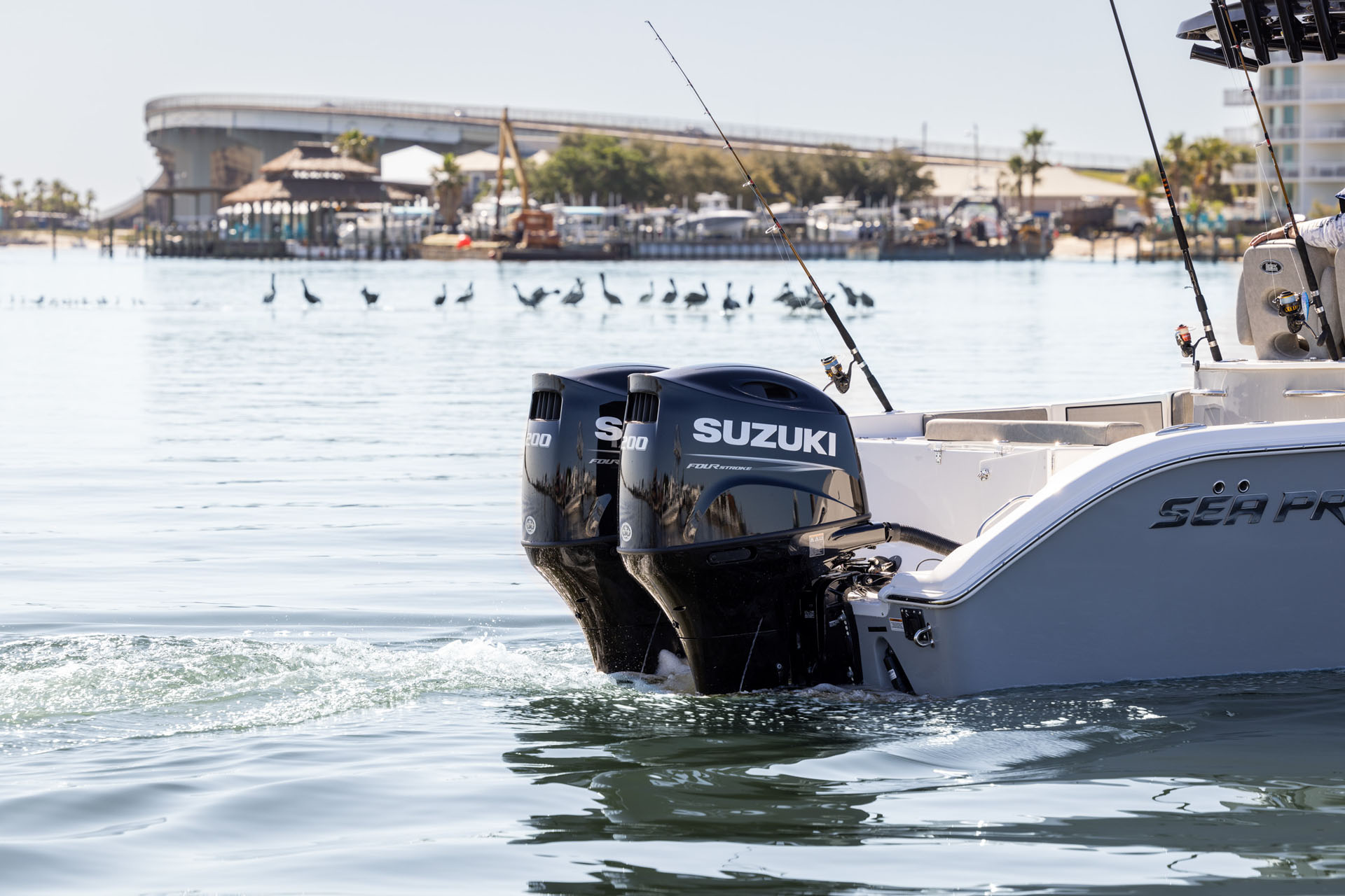 船外機　SUZUKI　0020F Suzuki DF200AP | marine24.eu