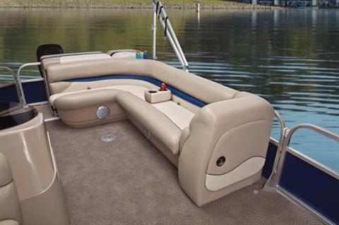 2012 Sun Tracker Party Barge 24 DLX XP3 in Topeka, Kansas - Photo 39