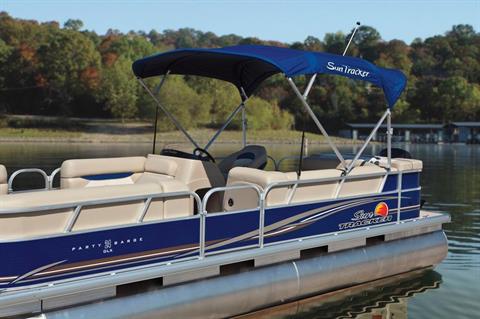 2012 Sun Tracker Party Barge 24 DLX XP3 in Topeka, Kansas - Photo 41