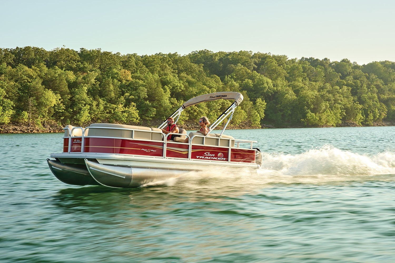 2024 Sun Tracker Party Barge 18 DLX in Topeka, Kansas - Photo 15