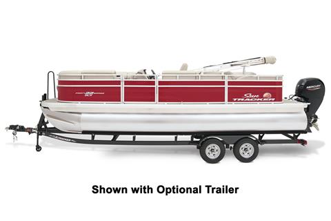 2024 Sun Tracker Party Barge 22 RF DLX in Topeka, Kansas - Photo 2