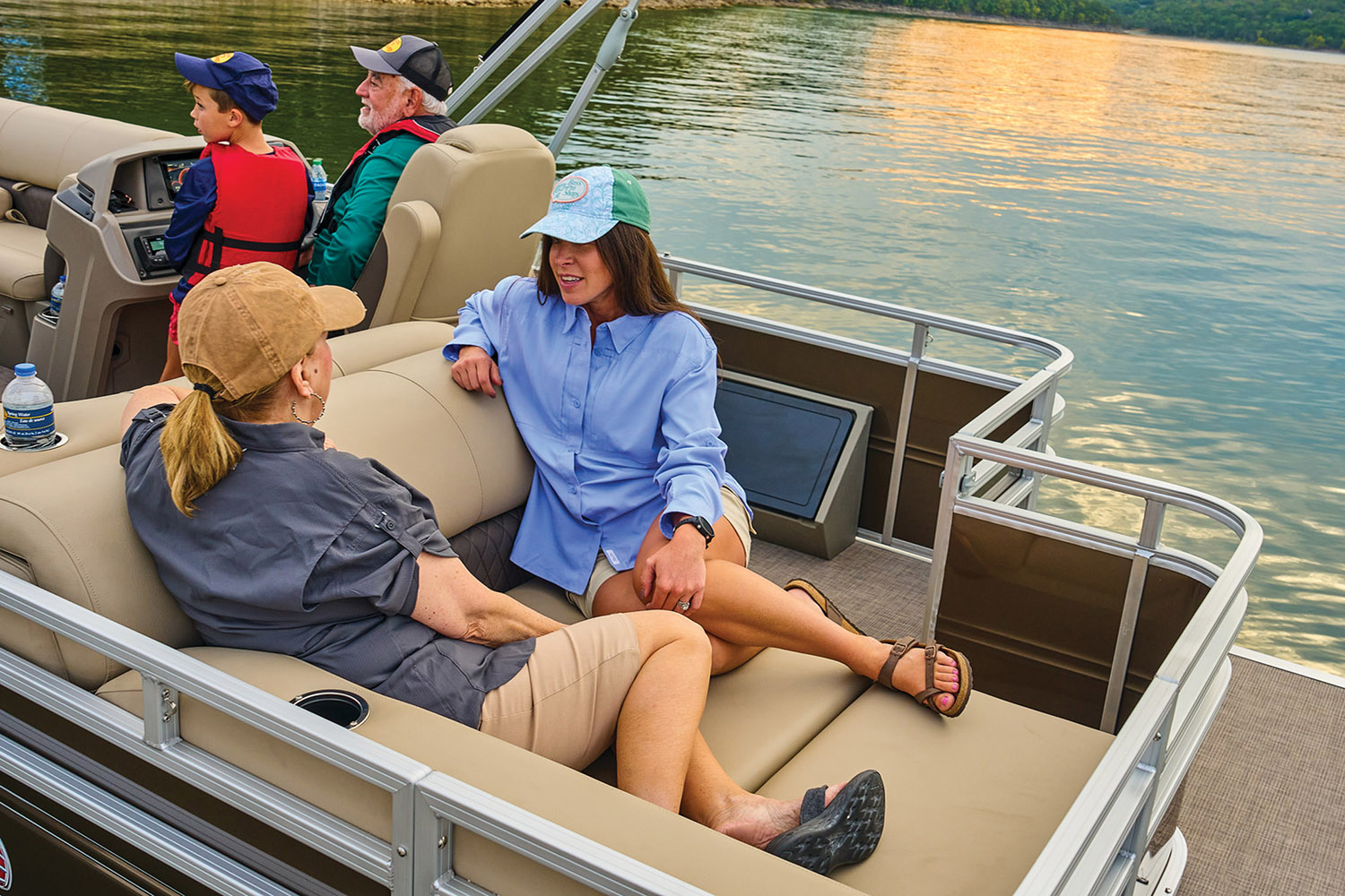2024 Sun Tracker SportFish 24 XP3 in Topeka, Kansas