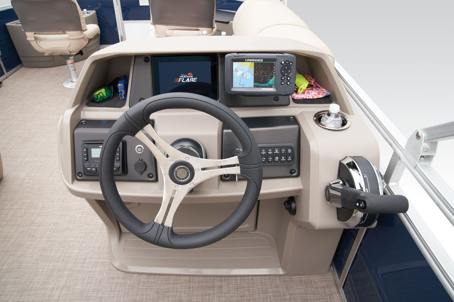 2025 Sun Tracker Fishin' Barge 20 DLX in Topeka, Kansas - Photo 11