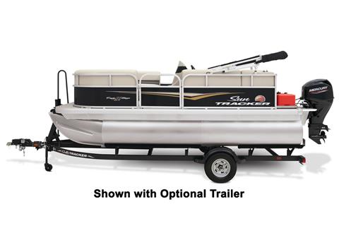 2025 Sun Tracker Party Barge 16 DLX