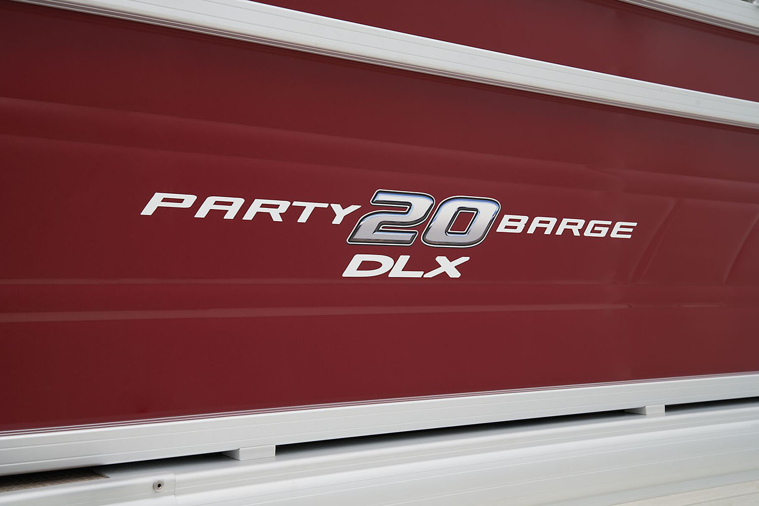 2025 Sun Tracker Party Barge 20 DLX in Topeka, Kansas - Photo 6