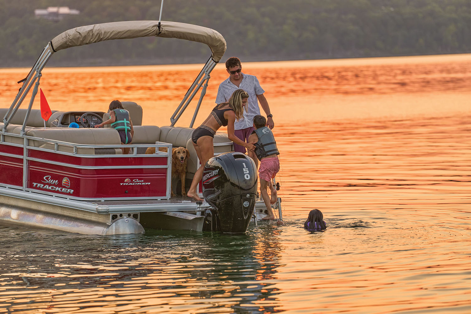2025 Sun Tracker Party Barge 22 RF DLX in Topeka, Kansas - Photo 19