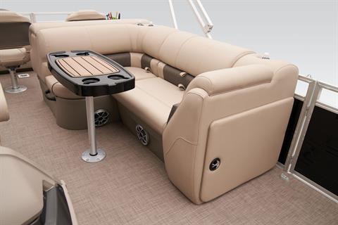 2025 Sun Tracker SportFish 22 DLX in Topeka, Kansas - Photo 16