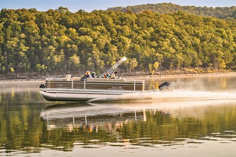 2025 Sun Tracker SportFish 24 XP3 in Topeka, Kansas - Photo 19