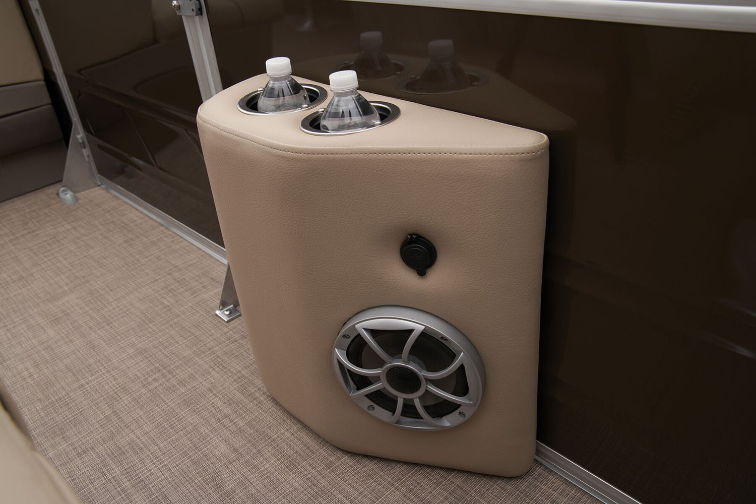 2025 Sun Tracker SportFish 24 XP3 in Topeka, Kansas - Photo 11