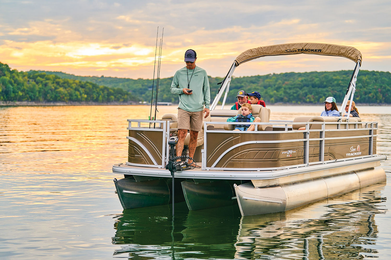 2025 Sun Tracker SportFish 24 XP3 in Topeka, Kansas - Photo 20
