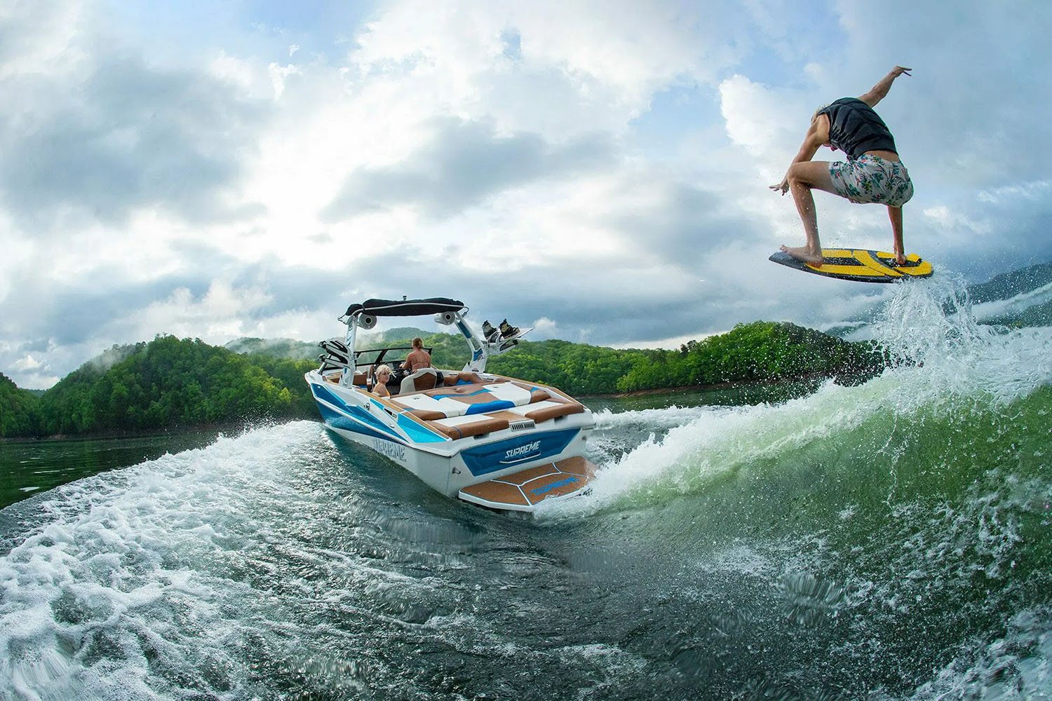 ＳＺＭ　エビコン船　１２０ー２４０ New 2024 Supreme ZS232 Power Boats Inboard in Lakeport, CA | Stock