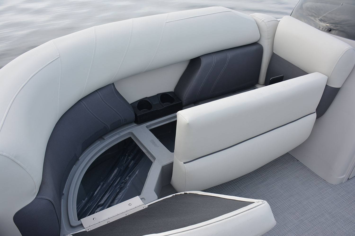 2024 Sylvan 8522 LZ in Paducah, Kentucky - Photo 15